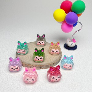 Tridimensional luminoso translúcido cambio Gradual Color Kiki Tide Play Doll DIY acrílico encanto cambio Gradual lindo Animal - Product Image 3