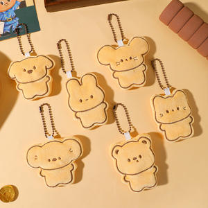 卸売りかわいいベーキングビスケット人形ぬいぐるみキーチェーンバッグペンダント小さな動物ビーズチェーン付きウェディングトス & ハンギングデコレーション - Product Image 4