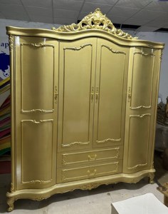 Armario de Dormitorio Grande de Madera Maciza de Estilo Europeo y Francés, con Cuatro Puertas, 2 Cajones y 6 Estantes, Puertas con Bisagras - Product Image 2