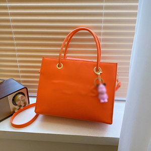 Bolso de Moda de Alta Calidad con Diseño de Oso, Estilo Casual, Bolso de Mensajero, Bolso Cruzado - Product Image 4