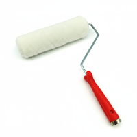 Rouleau à peinture de type américain et rouleau à peinture de taille personnalisée avec poignée en plastique rouge nouvellement conçu sur les murs