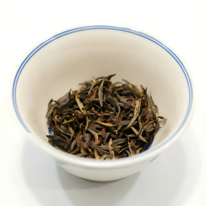 Pico de la Montaña Wuyi, Té Jin Jun Mei de Capullo Único, Especial, con Aroma a Miel, El Cielo en la Taza, El Alma de la Sopa de Ámbar, El Arte Antiguo - Product Image 1