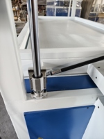 Nouvelle conception de machine à presser sous vide pour le revêtement en cuir PU et la restauration du tableau de bord, machine de thermoformage sous vide spéciale pour le tableau de bord de voiture