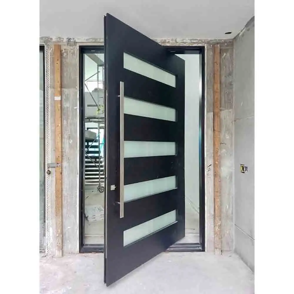 Двери для входа в американский стиль, предварительно подвесные деревянные поворотные двери, 100% на заказ с матовым стеклом, популярные для наружных дверей для виллы