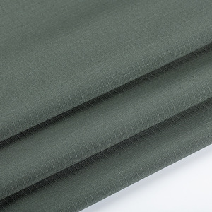 Tissu 75 % polyester 25 % coton, vert foncé, vêtement imperméable, tissu 75 % coton 25 % polyester - Product Image 4