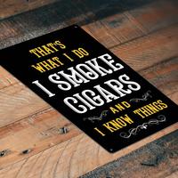 Plaque en métal vintage JPs Parcels Cigar Tin Sign - C'est ce que je fais, je fume des cigares et je sais des choses, décoration murale en métal