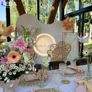 แผงฉากหลังงานแต่งงานอะคริลิคสีขาวคุณภาพสูง LEDA พร้อมขาตั้งสำหรับงานแต่งงานและงานอีเว้นท์สมัยใหม่ - Product Image 4