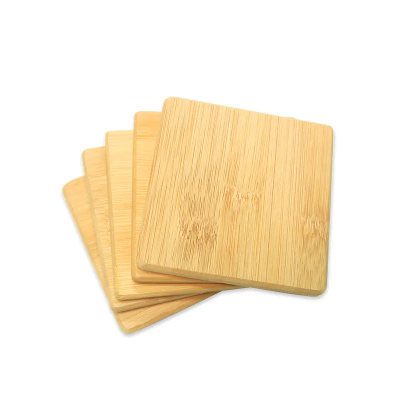 Individuelles wiederverwendbares Geschirr einfarbiges Set mit 4/5/6 Vierkant-Bambus-Bechermatte Tischdecken hölzernes Unterteil-Set