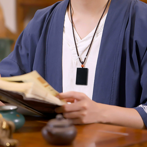 หยกธรรมชาติและมรกต จี้หยกเสริมสิริมงคลและความปลอดภัย ต่างหูเกรดไอซ์สำหรับผู้ชายและผู้หญิง ลูกปัดหยก - Product Image 1