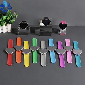 Pulseras Magnéticas de Silicona con Forma de Corazón y Rectangulares para Peluquería, Promocionales - Product Image 4