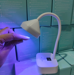 Nouvelle Arrivée Mini Lampe <span class=keywords><strong>UV</strong></span> LED à Capteur Automatique IA Rechargeable 30S/60S pour Séchage de Vernis à Ongles et Gel – Fournisseur d'Appareils de Séchage <span class=keywords><strong>UV</strong></span> pour Nail Art - Product Image 2