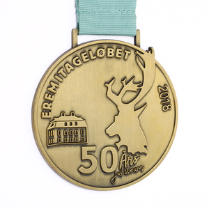 Medalla de Bronce Grabada Personalizada, Logotipo, Color, Tamaño, Personalizable, Pulida, Impresión 3D, Medallón Profesional, Fabricación por Moldeo a Presión OEM - Product Image 2