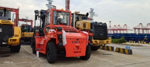 Sollevatore pesante CPCD160 del carrello elevatore diesel da 16 tonnellate della macchina logistica del porto di elicottero con il centro del carico di 600mm - Product Image 6