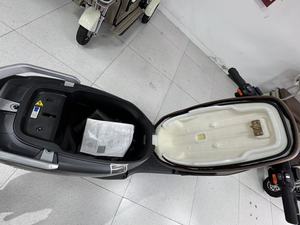 <span class=keywords><strong>Moto</strong></span> Électrique Adulte la Plus Vendue avec Moteur 1500W, <span class=keywords><strong>Batterie</strong></span> 72V20A et Autonomie de 70 km/h - Product Image 5