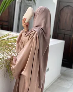 Hoge Kwaliteit Dubai Zachte Effen Bladerdeeg Mouwen Moslim Jurk Zijdeachtige Kaftan Dubai Turkije Moslim Robe Islamitische Kleding Satijn Abaya