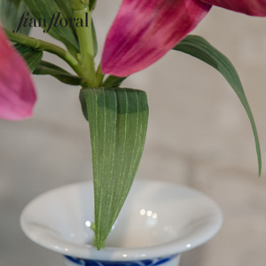 Bunga Lily Harimau Buatan Tangan dengan Sentuhan Realistis untuk Dekorasi Meja Rumah - Product Image 5