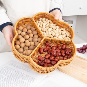 Panier de rangement tissé Bobai, forme polygonale, marron, fait main, conteneur alimentaire compartimenté, plateau en rotin pour noix et fruits secs - Product Image 1