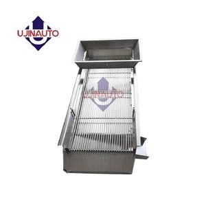 Séparateur d'écran vibrant linéaire de noyau de noix de coco - Product Image 1