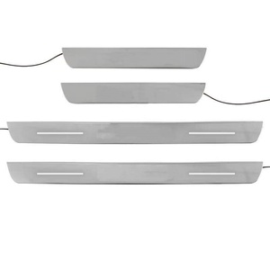 Nouveaux accessoires extérieurs pour voitures, design moderne, <span class=keywords><strong>seuil</strong></span> <span class=keywords><strong>de</strong></span> <span class=keywords><strong>porte</strong></span> W464 pour Mercedes Classe G avec logo AMG LED - Product Image 6