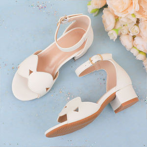 Chaussures de fête blanches pour petite fille, chaussures de mariage pour filles, sandales de scène pour la danse, anniversaire, tendance de la mode, vente en gros - Product Image 2