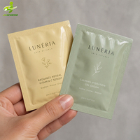 Sachets d'emballage personnalisés à trois soudures pour échantillons de sérum, lotion, crème visage et produits de soin liquides