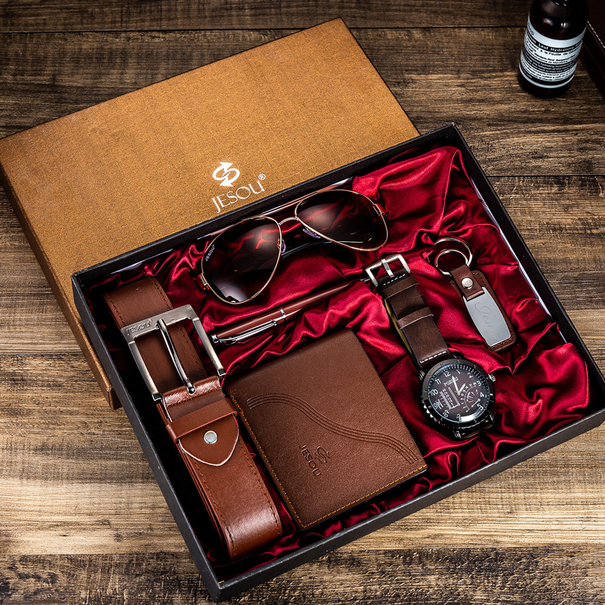 Sunglasses+ Wallet +Watch +Pen+Keychain