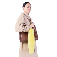 Couleur unie 40cm renard cheveux queue fourrure accessoires femmes sac pendentif voiture porte-clés