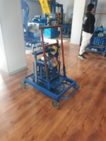 Machine à fabriquer des blocs creux portables avec cendres volantes semi-automatique pour la construction