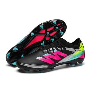 Fabrication de chaussures de football Chaussures de football transpirables pour l'entraînement pour le baseball sur gazon pour les saisons de printemps et d'hiver - Product Image 2