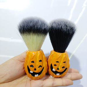CLOUD Özel Logolu Sentetik Kıllar Tıraş Kremi Sabunu Güvenli Tıraş Kişiselleştirilmiş Erkek Tıraş Fırçası - Product Image 5
