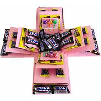 Vente en gros Emballage de fleurs de luxe pour la Saint-Valentin et la fête des mamans à cinq couches Boîtes cadeaux surprises de forme quadrilatère pour bonbons