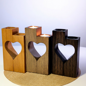 Ensemble de porte-bougies en bois en forme de cœur, décoration rustique - Product Image 1