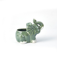 Pot de fleurs en céramique émaillée en forme d'éléphant - Mini pot de fleurs mignon en forme d'animal pour la décoration de plantes de cactus d'intérieur sur le bureau