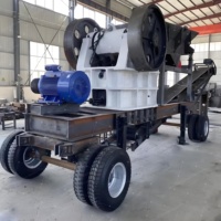 Concasseur à mâchoires mobile avec moteur AC, haute capacité 110-320t/h, machine de concassage de pierres sur roues pour le traitement des roches en carrière