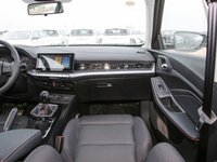 Berline MG5 1.5L CVT | Voiture à essence bon marché pour adultes | 5 mini voitures d'occasion à vitesse rapide, moteur DVVT 180 Dubaï