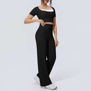 Ensemble de yoga pour femme ODM/OEM, nouveau coloris assorti, respirant, léger, avec logo frontal, deux shorts amples - Product Image 3