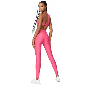 Conjunto de Yoga de Diseño Superior, Sin Mangas, Nuevo Diseño, Alta Calidad, Ligero, Disponible en Diferentes Colores - Product Image 1