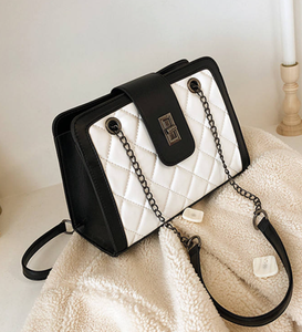 Bolso de cuero para mujer, bolso de diseñador con cadena decorativa, bolso bandolera de moda con cremallera - Product Image 3