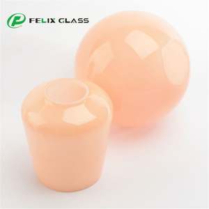 Abat-jour en verre blanc opale rose de forme et de taille personnalisées pour éclairage suspendu intérieur - Product Image 1