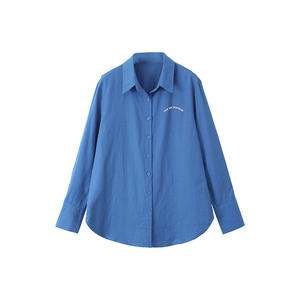 Chemise boutonnée à manches longues bleue pour femme Our Wilderness, coupe ample, décontractée, pour tous les jours, design simple avec étiquette - Product Image 1