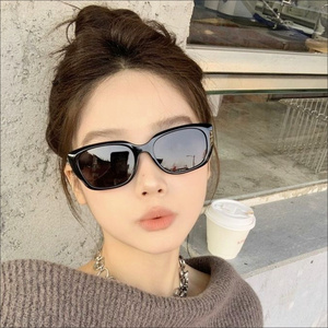 Meilleures ventes de lunettes de soleil personnalisées avec logo imprimé, vente en gros, lunettes de soleil promotionnelles unisexes à bas prix - Product Image 6