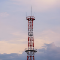 Support d'antenne micro-ondes, tour autoportante en treillis à 4 pattes en acier cornière, tour de télécommunication en acier galvanisé à chaud