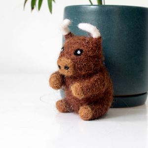 Porte-clés en feutre aiguilleté et laine, motif bison américain, jouets d'imitation pour enfants - Product Image 4