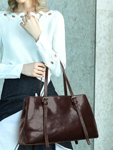 Tas Selempang Desainer Mode Terbaru Berkualitas Tinggi Kulit Asli Tas Bahu Messenger Kasual Tote Tas Tangan dan Dompet Wanita - Product Image 3