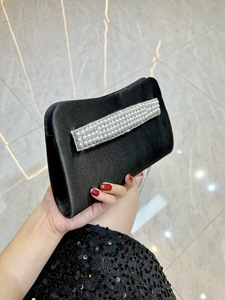 New Fashion Pearl Beaded Chain <b>Clutch</b> Bag Simple Light Luxury Evening Party Magnetic Buckle Polyester Rhinestone Tanjing - Product Image 2