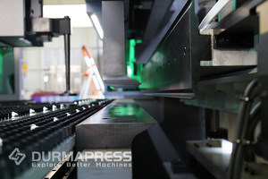 Nhà Máy bán hàng trực tiếp gia công kim loại uốn Nhà cung cấp thiết bị nhà máy sản xuất trực tiếp bán hàng <span class=keywords><strong>CNC</strong></span> 1.5mm 0.5mm nhanh chóng và hiệu quả - Product Image 6