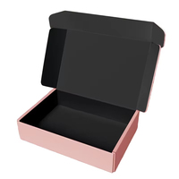 Boîte d'emballage pour t-shirt noir en vente chaude, personnalisée, en carton ondulé, avec lamination mate, doublure en éponge, matériaux recyclés, rigide