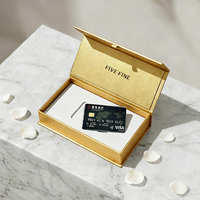 Boîte d'emballage cadeau rigide haut de gamme faite à la main pour cartes de crédit, avec logo personnalisé, support pour cartes de fidélité VIP, emballage pour cartes bancaires Visa, finition brillante/mate