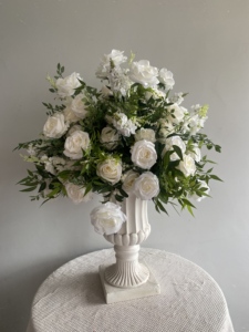 Factory Directly Wholesale High Quality Wedding <b>Artificial</b> <b>Flower</b> Ball Arrangement Handmade Wedding Centerpiece - Product Image 2