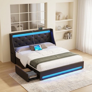 <span class=keywords><strong>Letto</strong></span> Moderno Imbottito con Design Trapuntato, Struttura in Plastica, Base a Rete, Stazione di Ricarica, Luci LED, 140x200cm - Product Image 1